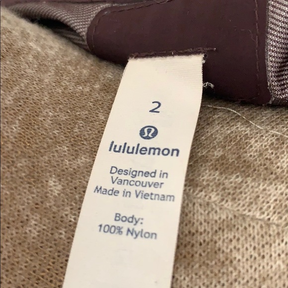 Lululemon dark purple rain jacket - Picture 3 of 5